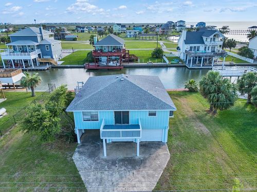 3813 Tradewinds Drive, Galveston, TX, 77554 | Card Image