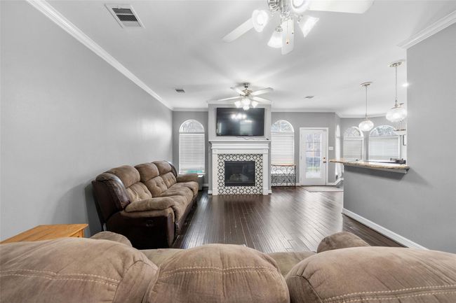 718 S Diamondhead Blvd, House other with 5 bedrooms, 4 bathrooms and null parking in Crosby TX | Image 11