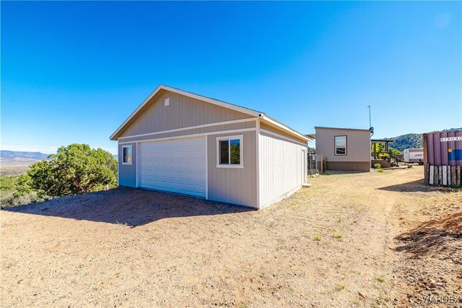 Garage | Image 8
