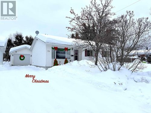 24 Lorraine Ave, Sault Ste. Marie, ON, P6A3R5 | Card Image