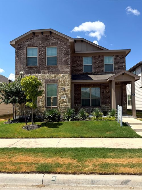 2928 Brittlebush Dr, Fort Worth, TX, 76108-2388 | Card Image