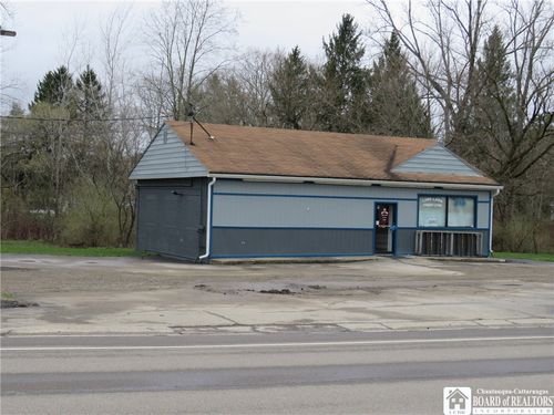 9971 Route 16, Delevan, NY, 14042-9426 | Card Image