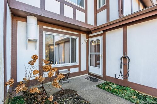 52 Briar Hill Ct, Middle Island, NY, 11953-1604 | Card Image