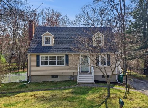 18 Maud Graham Cir, Burlington, MA, 01803-3614 | Card Image