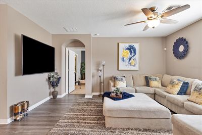 Family Room | Image 2