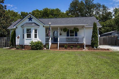 3928 Hearthstone Dr, Chapel Hill, TN, 37034-2097 | Card Image