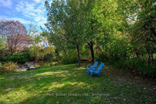 3318 Dundas St, House other with 3 bedrooms, 2 bathrooms and 6 parking in Burlington ON | Image 37