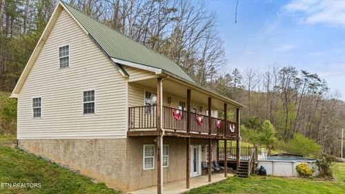4189 Brimstone Rd, Robbins, TN, 37852-4906 | Card Image