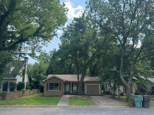 1018 W Brockett St, Sherman, TX, 75092-5750 | Card Image
