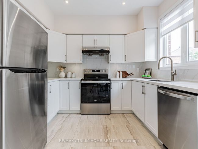 15 Pinecrest St, House other with 3 bedrooms, 3 bathrooms and 2 parking in Markham ON | Image 12