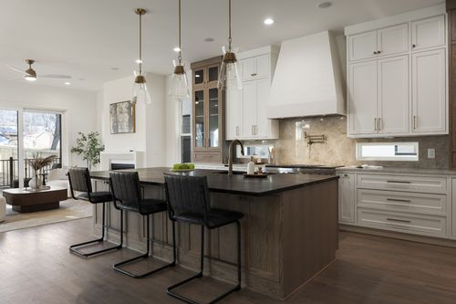 6552 Marauder Dr, Nashville, TN, 37209-2725 | Card Image