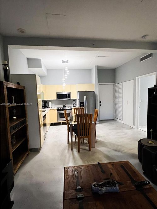 apt-703-234 Ne 3rd St, Miami, FL, 33132-2237 | Card Image