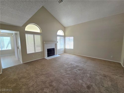 40 Fantasia Ln, Henderson, NV, 89074-3320 | Card Image