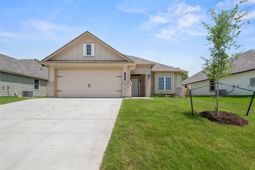 111 Adaline Bnd, McGregor, TX, 76657-4331 | Card Image