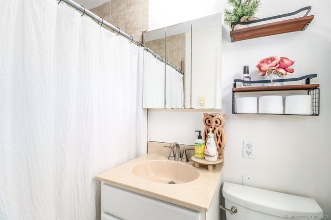 6 Glen Rd, House other with 3 bedrooms, 3 bathrooms and null parking in New Fairfield CT | Image 21