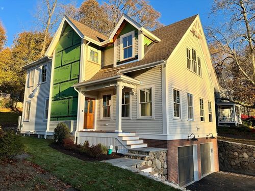 181 Lowell St, Arlington, MA, 02474-3923 | Card Image