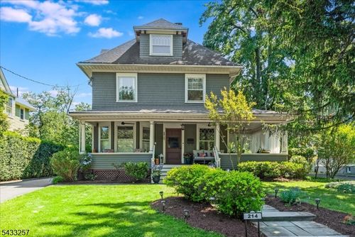 214 Lorraine Ave, Montclair, NJ, 07043-1915 | Card Image