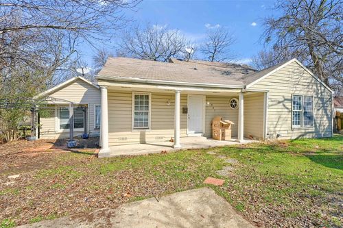 507 W Main St, Celina, TX, 75009-6335 | Card Image