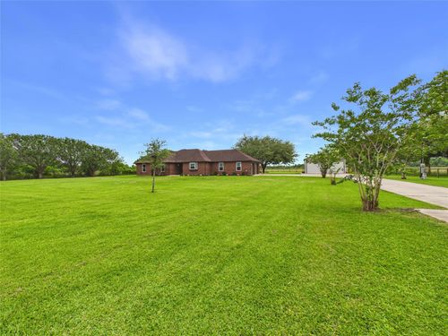 4610 Mustang Rd, Alvin, TX, 77511-5391 | Card Image