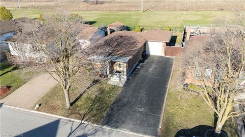 60 Lysanda Ave, London, ON, N5Z4L3 | Card Image