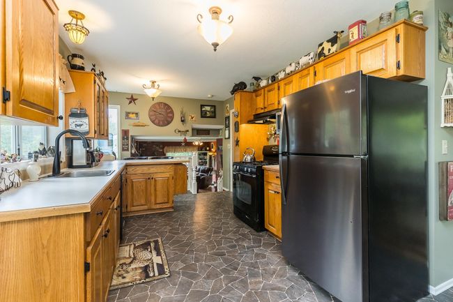 10945 Shaw Street, House other with 3 bedrooms, 3 bathrooms and 8 parking in Mission BC | Image 7