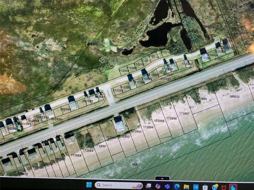 2566 Audubon Ave, Gilchrist, TX, 77617-1401 | Card Image