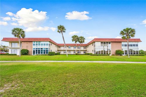 106-65 Woodland Dr, VERO BEACH, FL, 32962-3729 | Card Image