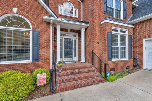529 Ladykirk Ln, Greer, SC, 29650-3772 | Card Image
