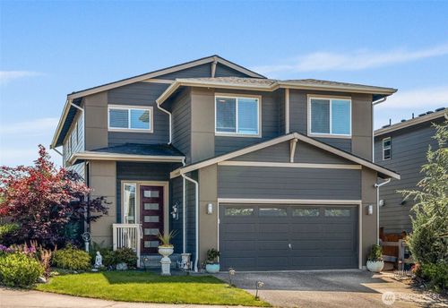 2207 115th Dr Se, Lake Stevens, WA, 98258-9374 | Card Image