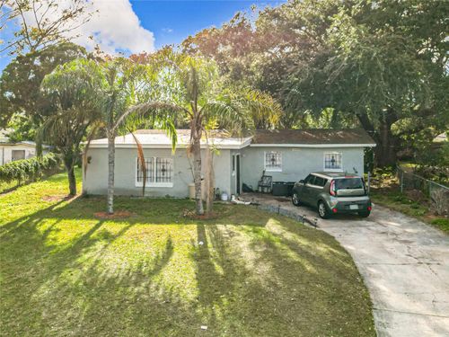444 Sunnyview Cir, ORLANDO, FL, 32810-6243 | Card Image