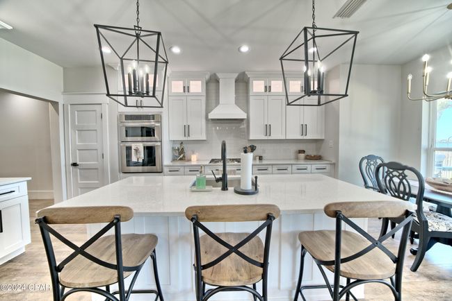700 E 2 Nd St, House other with 4 bedrooms, 4 bathrooms and null parking in Lynn Haven FL | Image 25