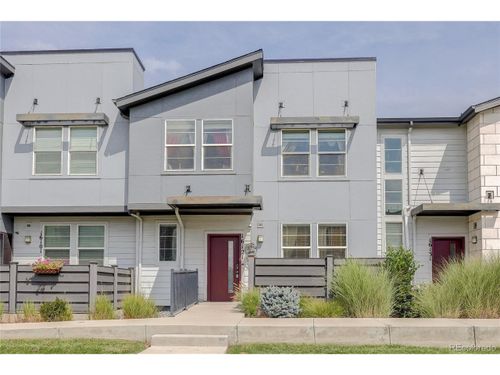 16121 Bolling Dr, Denver, CO, 80239-5548 | Card Image