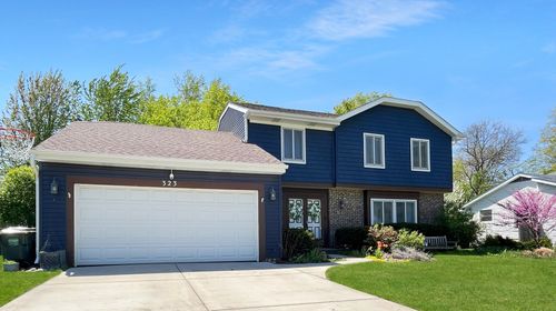 323 Golf Rd, Libertyville, IL, 60048-3511 | Card Image