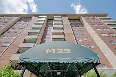 901 - 1425 Ghent Ave, Condo with 2 bedrooms, 1 bathrooms and 1 parking in Burlington ON | Image 2