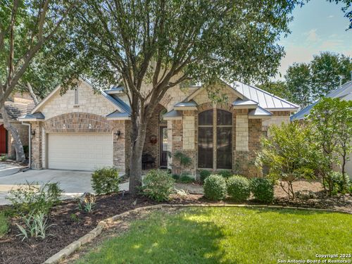 130 Hampton Way, Shavano Park, TX, 78249-2041 | Card Image