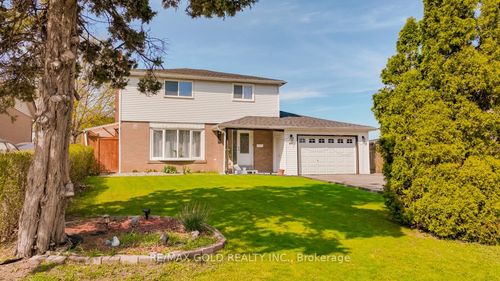 44 Dunblaine Cres, Brampton, ON, L6T3H2 | Card Image
