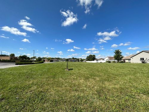 10838 Pike St, Crown Point, IN, 46307 | Card Image
