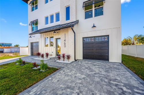 11460 7th St E, TREASURE ISLAND, FL, 33706-3036 | Card Image