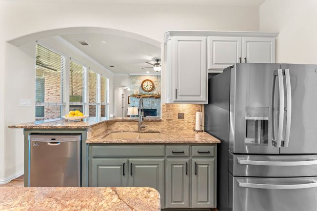 Kitchen | Image 13