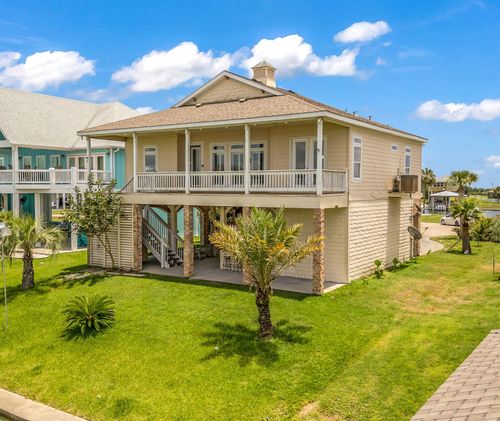 2001 Laguna Harbor Cove Blvd, Port Bolivar, TX, 77650 | Card Image