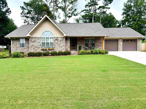 410 W Highland, Muscle Shoals, AL, 35661 | Card Image