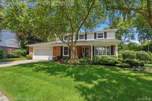 46490 Rockledge Dr, Plymouth, MI, 48170-3428 | Card Image