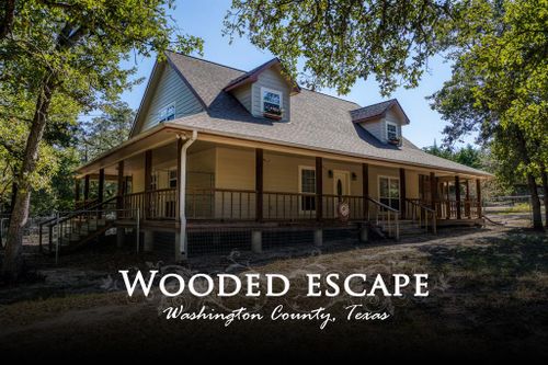 2080 Dead End Ln, Ledbetter, TX, 78946-5201 | Card Image