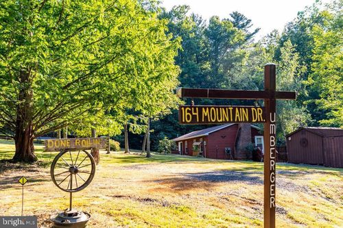 164 Mountain Dr, RIO, WV, 26755-3604 | Card Image