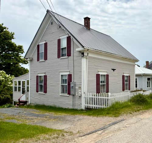 5 Water St, Eastport, ME, 04631-1526 | Card Image