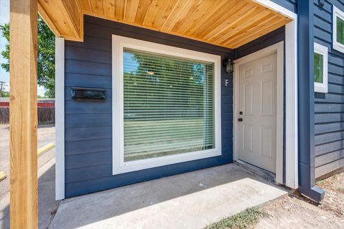 c-805 W Chambers St, Cleburne, TX, 76033-5322 | Card Image