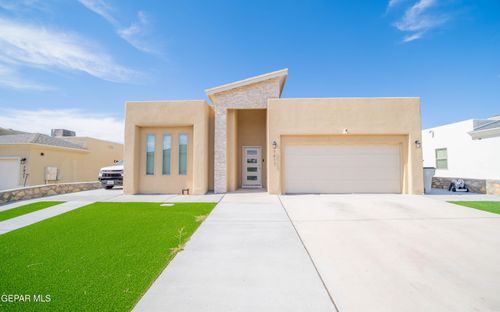 7417 Enchanted Point Dr, El Paso, TX, 79911-7542 | Card Image