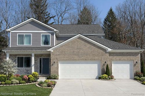 5583 Morgan Lake Dr, Clarkston, MI, 48348-5703 | Card Image