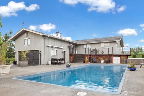 1835 E Smith Rd, Bellingham, WA, 98226-9513 | Card Image