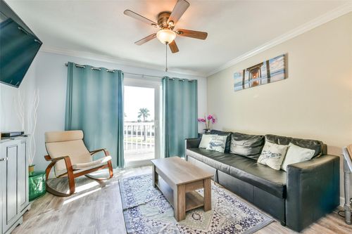 9220-6300 Seawall Blvd, Galveston, TX, 77551-2219 | Card Image